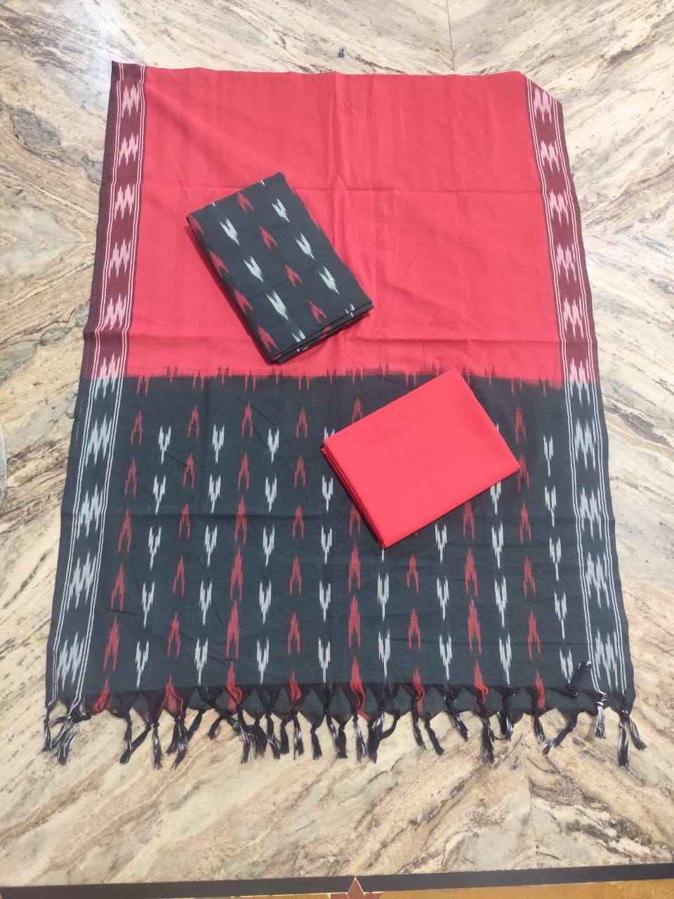 IKAT POCHAMPALLY UNSTITCHED SET(PINK AND BLACK)